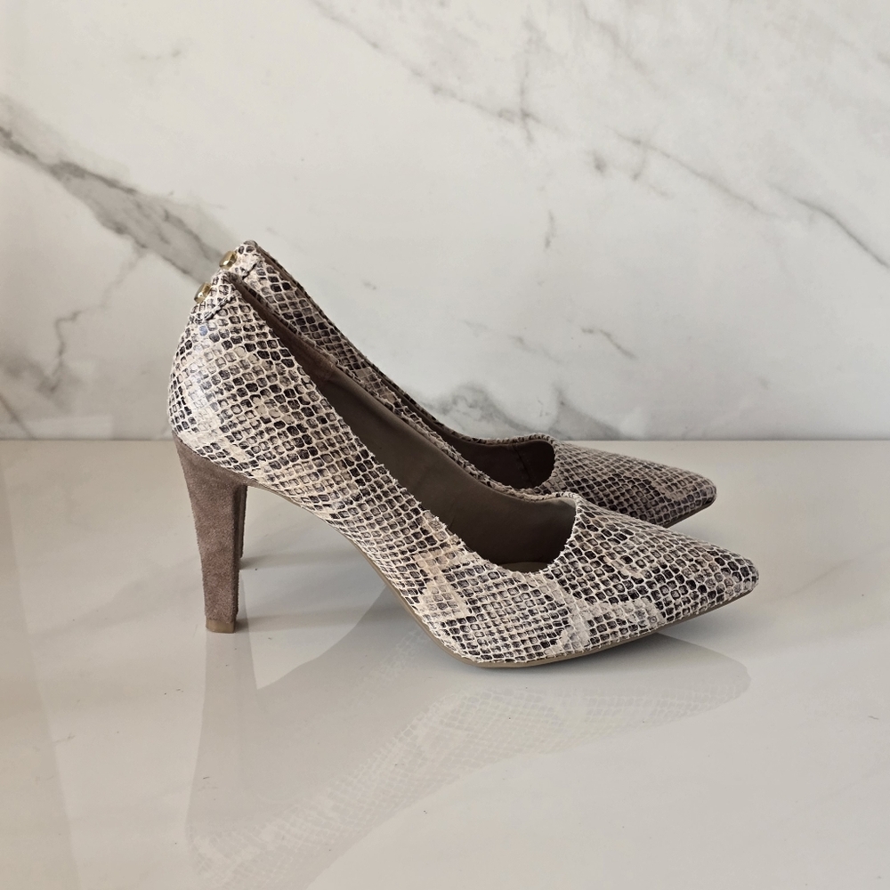 Rialto | Python Snakeskin Patterned Pointy Torle Heeled pumps Size 6.5